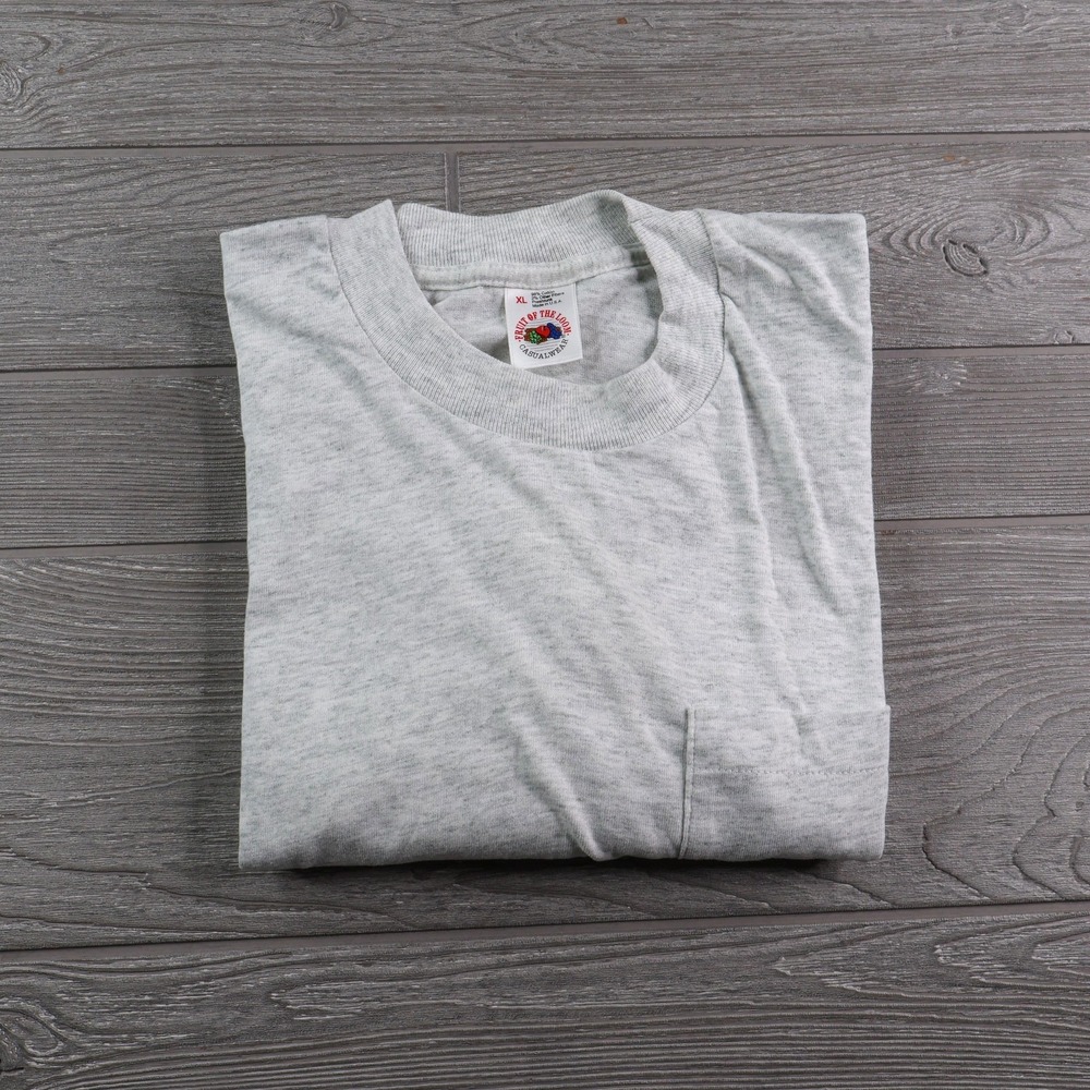 Vintage Fruit of The Loom Pocket Tee Men's Size XL Made in USA Blank Boxy